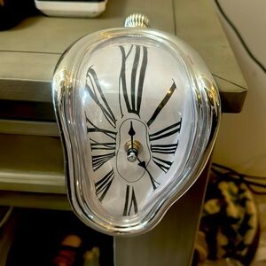 Salvador Dali melting clock